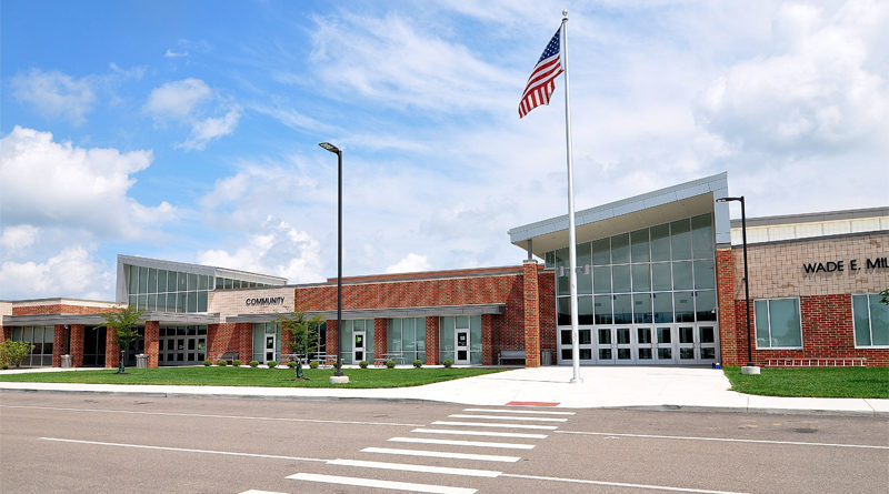 Photo of the exterior of Middletown High School in Ohio